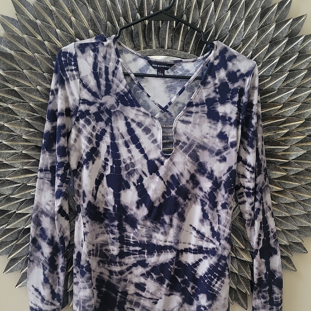 Rock & Republic Black and White Tie-Dye Long Sleeve Top